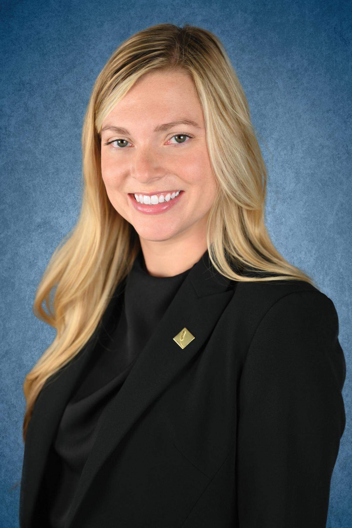 Farmers National Bank has appointed Julianna Begalla as the new director of marketing.