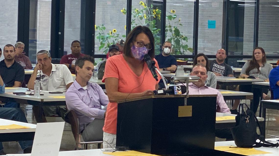 Former Boardman High School principal Cindy Fernback speaks at school board meeting on Aug. 31, 2021. (Jess Hardin/Mahoning Matters)