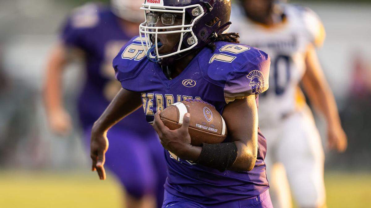 Picture from Sebring’s 8 man football game Thursday against Valley Christian’s JV team.. Sebring won 40-14.