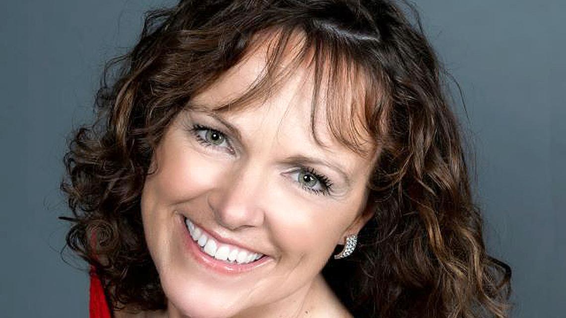 Helen Welch, an internationally acclaimed vocalist, entertainer, producer and band leader, will be one of the guest artists performing in a concert featuring the new Dana Ensemble on March 28 at Powers Auditorium in the DeYor Performing Arts Center in Youngstown. (Photo courtesy of YSU)