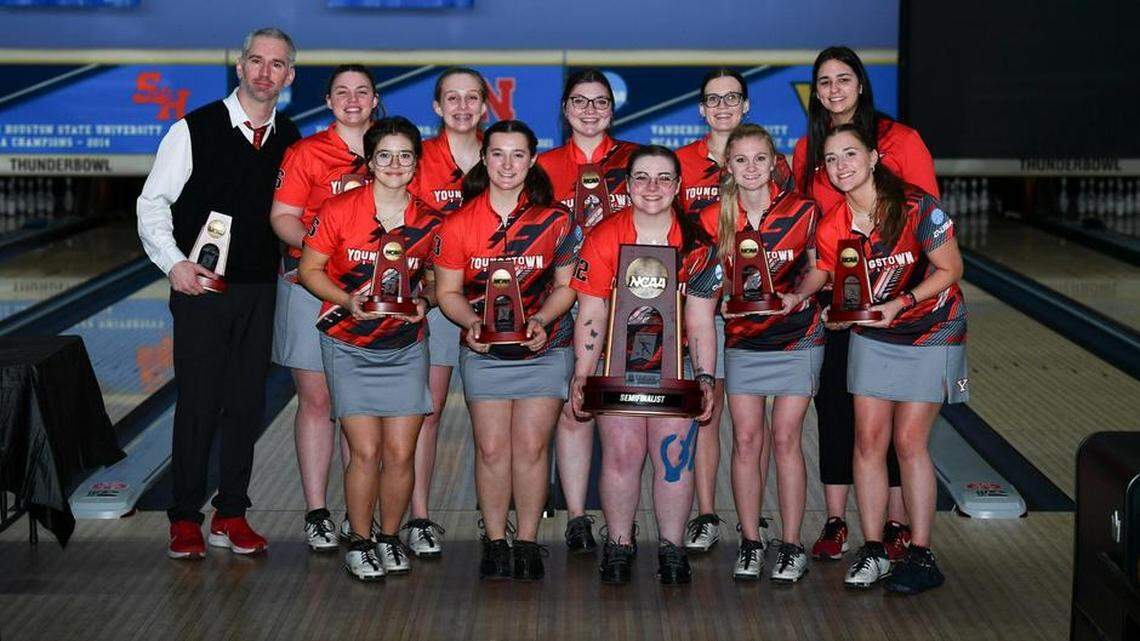 Youngstown State bowling team