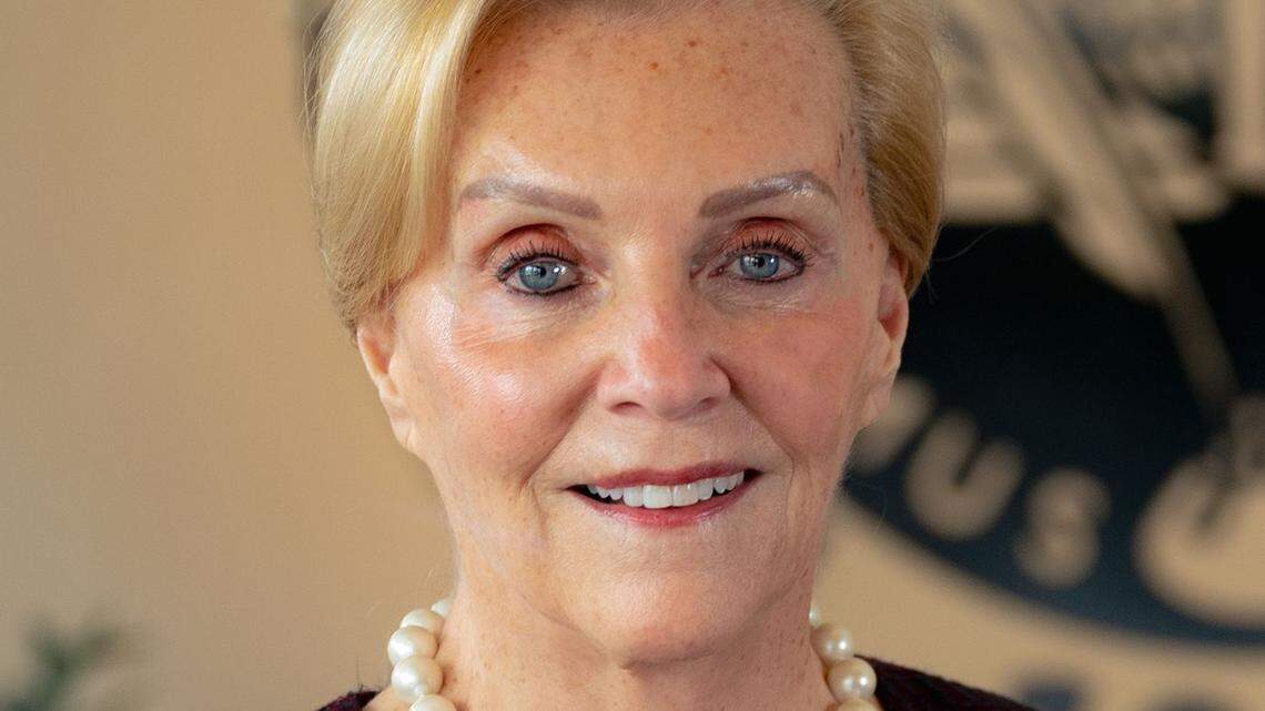 Advisors of the John S. and Doris M. Andrews Memorial Fund contributed $25,000 to start a scholarship honoring the current interim president, Dr. Helen Lafferty.