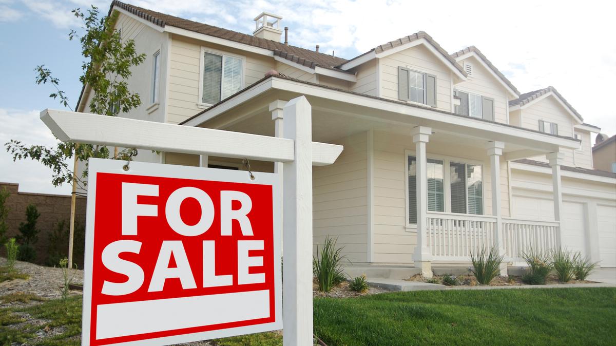 More than 62% of Lexington homes sold for below list price in December 2022, real estate site Rocket Homes reports.