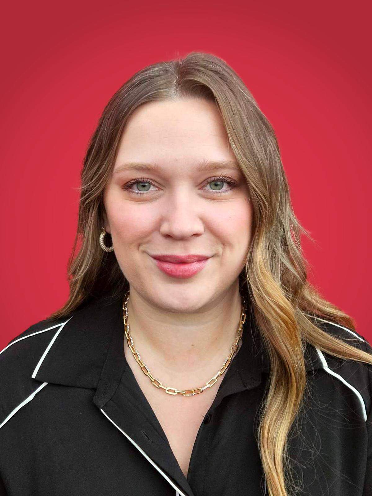 DeSalvo Construction welcomes Brandi Smith as new Administrative Assistant.