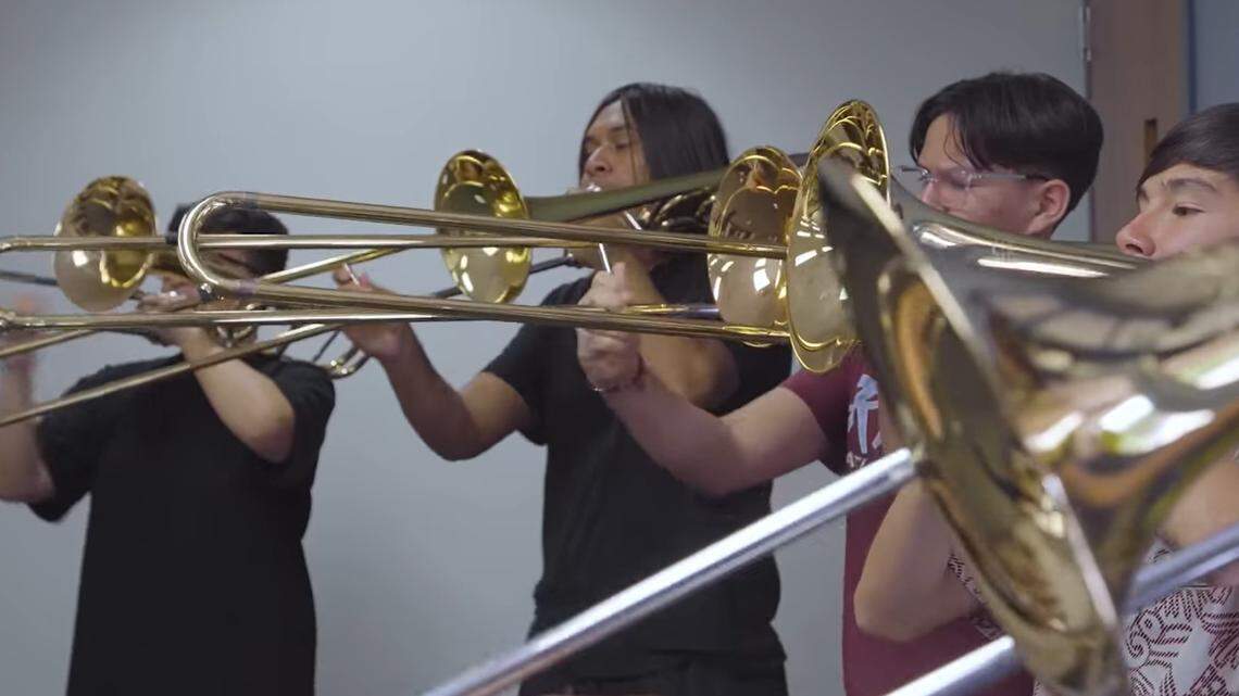 Mahoning Valley schools compete in Metallica marching band contest