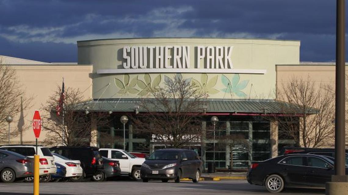 Southern Park Mall. (Photo by William D. Lewis)