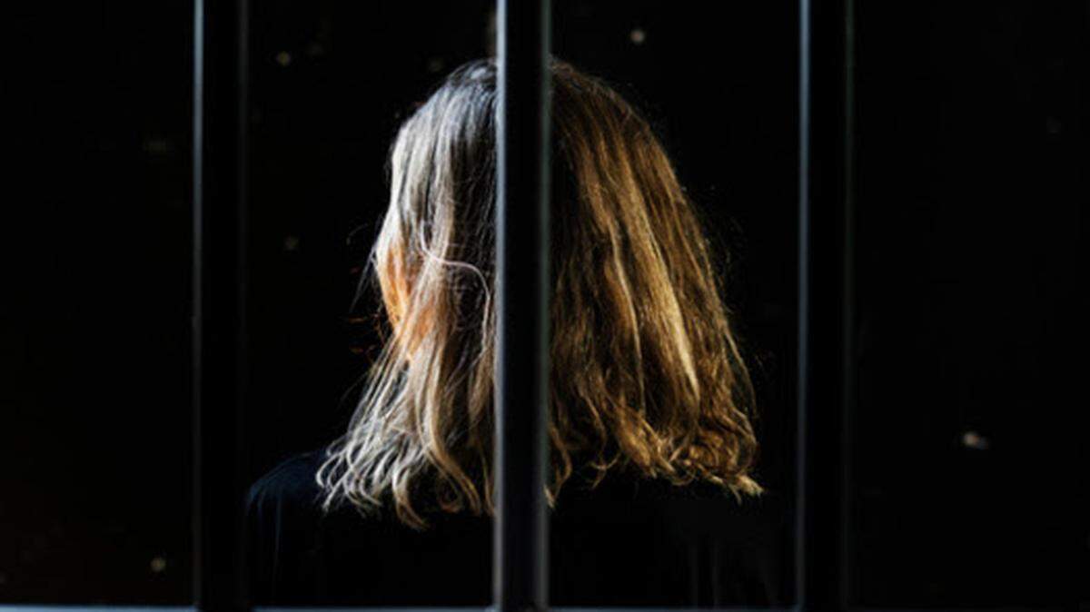 Drug offenses draw higher incarceration rates for OH women.