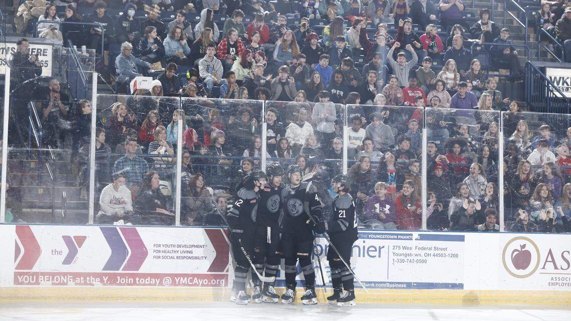 Youngstown Phantoms celebrate