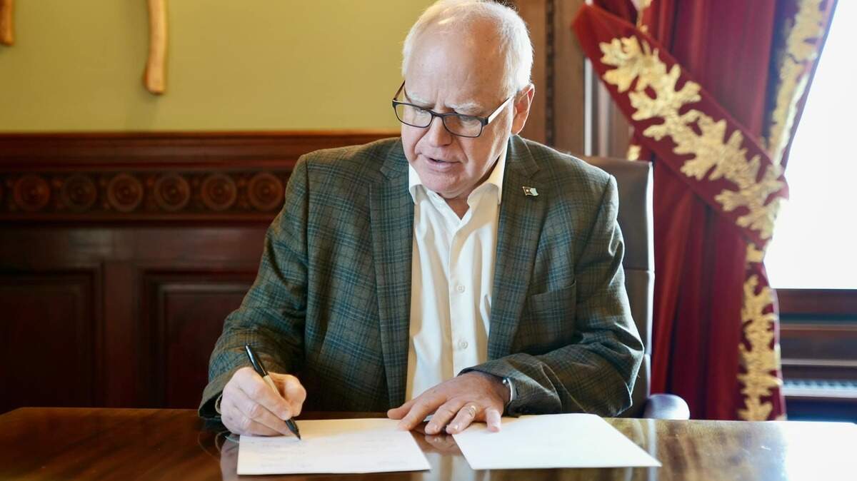 Sign up online for the Ohio Democratic Party’s town hall on April  7 in Youngstown featuring special guest Minnesota Gov. Tim Walz. 