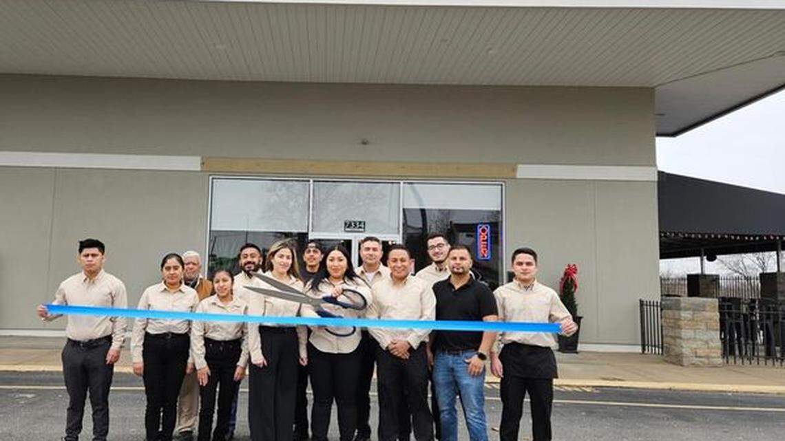 La Casa Mexicana celebrated a grand opening ribbon cutting at 11 a.m. Wednesday at 7334 Market St. in Boardman.