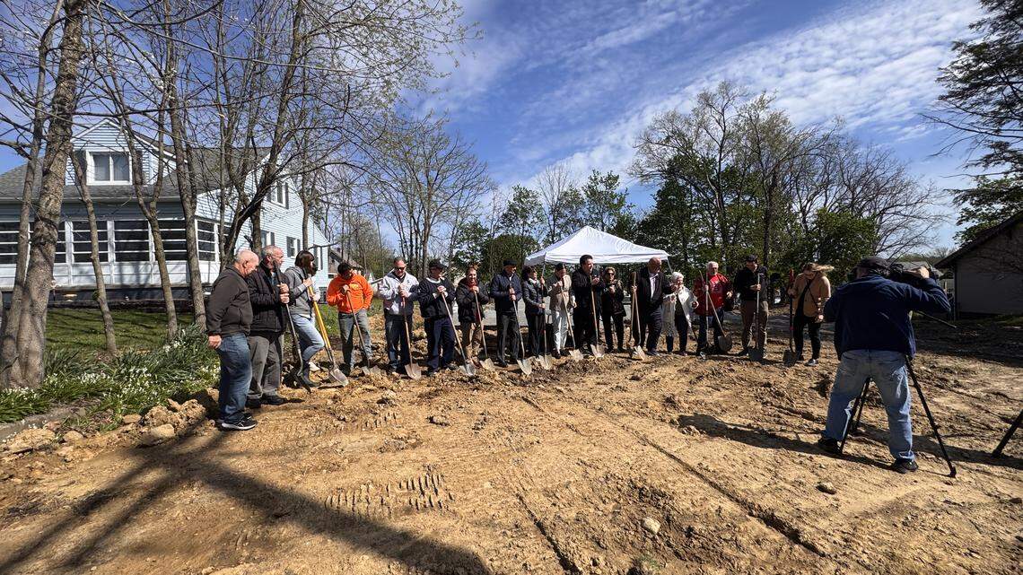 The Youngstown Neighborhood Development Corporation hosted a groundbreaking ceremony at a vacant lot on Sexton Street in Struthers, set to be transformed into eight new homes.