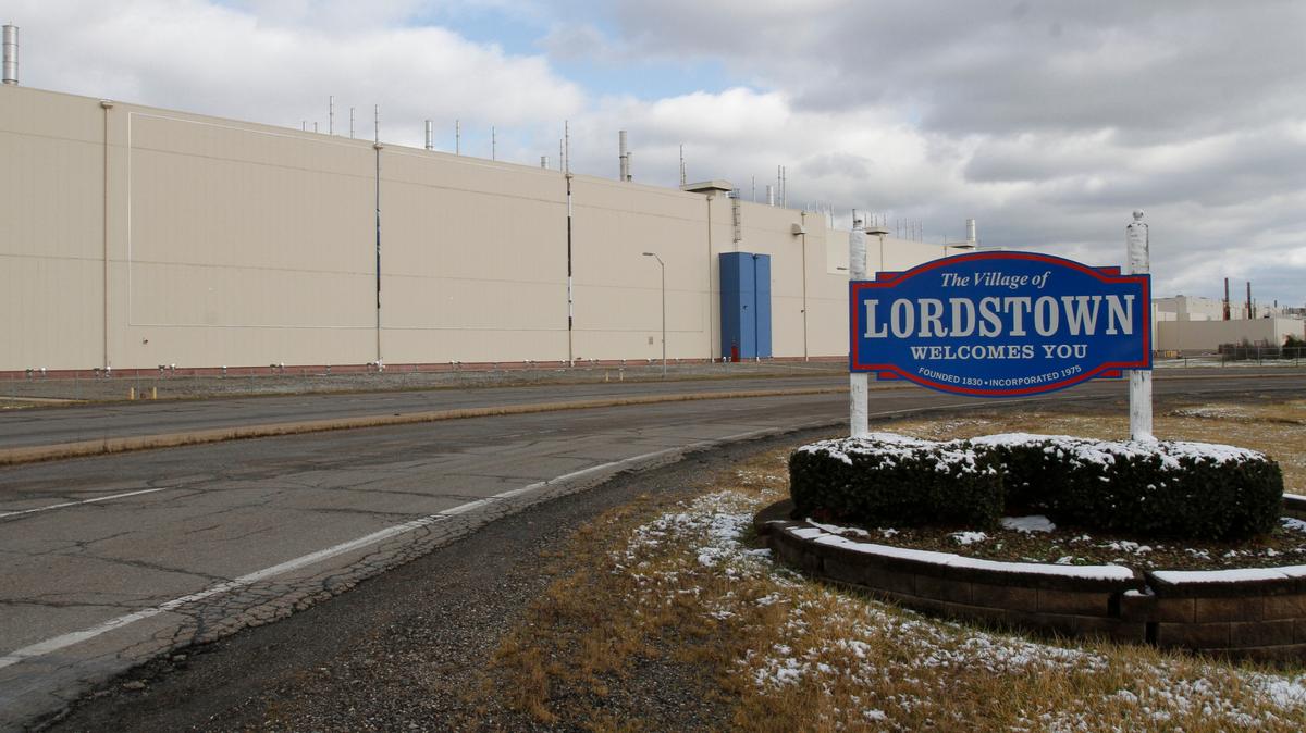 The exterior of the Lordstown Motors Corp. headquarters along Hallock Young Road in Lordstown, shown here on Dec. 5, 2019, is now bare after a sign depicting the Chevrolet Cruze line was removed last month, signifying the 53-year-old General Motors facility had been passed on to the electric vehicle startup. (Robert K. Yosay)
