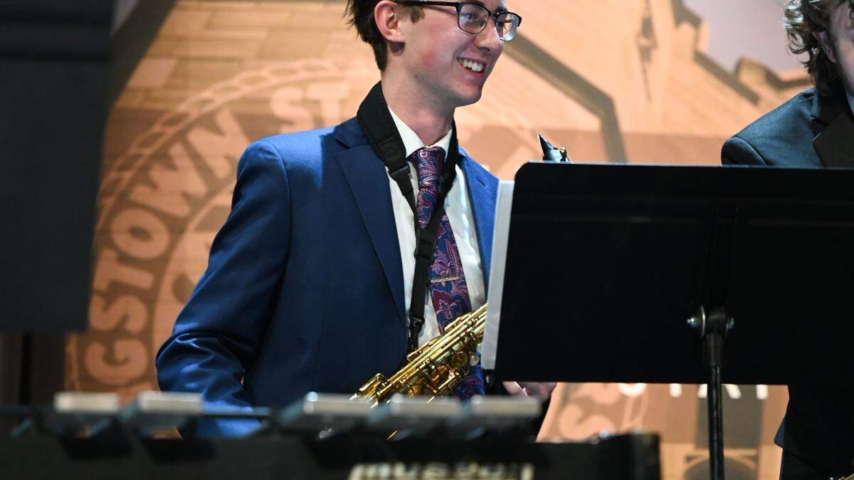 Zachary Fleischman, who arranged “So Nice”, played the saxophone and clarinet with the combo and ensemble. Flesichman is a third-year Music Performance major.