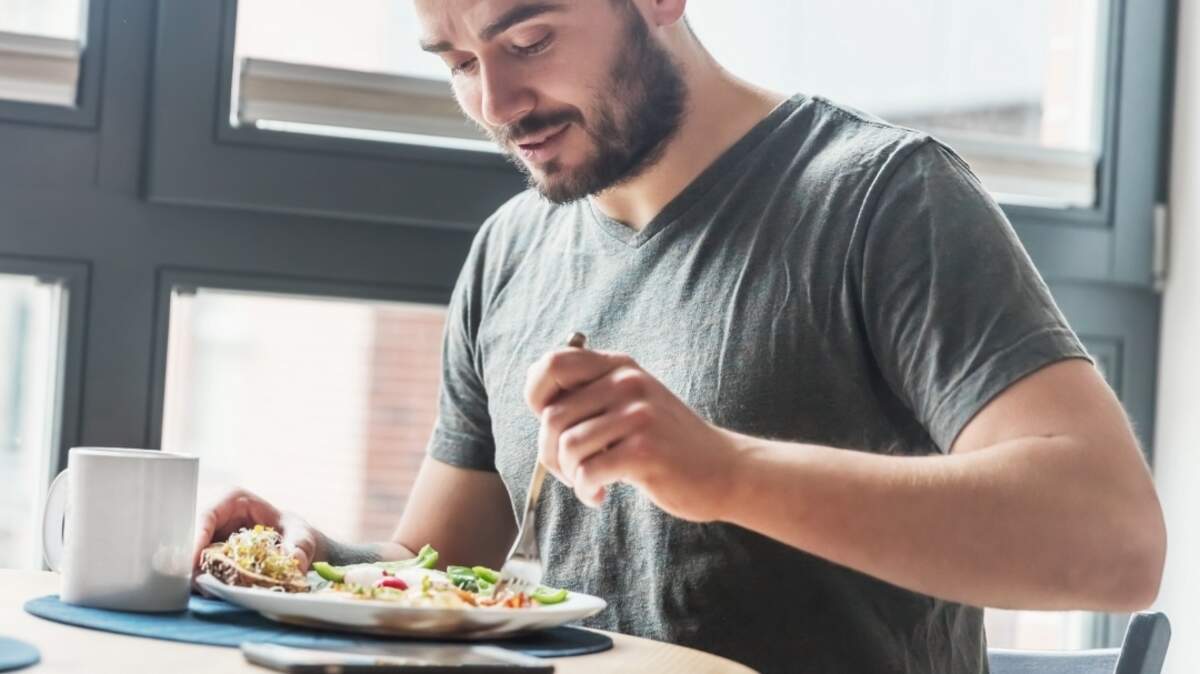 Getting through the afternoon slump at work is a challenge for many. But Beth Czerwony, a registered dietitian for Cleveland Clinic, offers three ways to naturally boost your energy, including not skipping breakfast. 