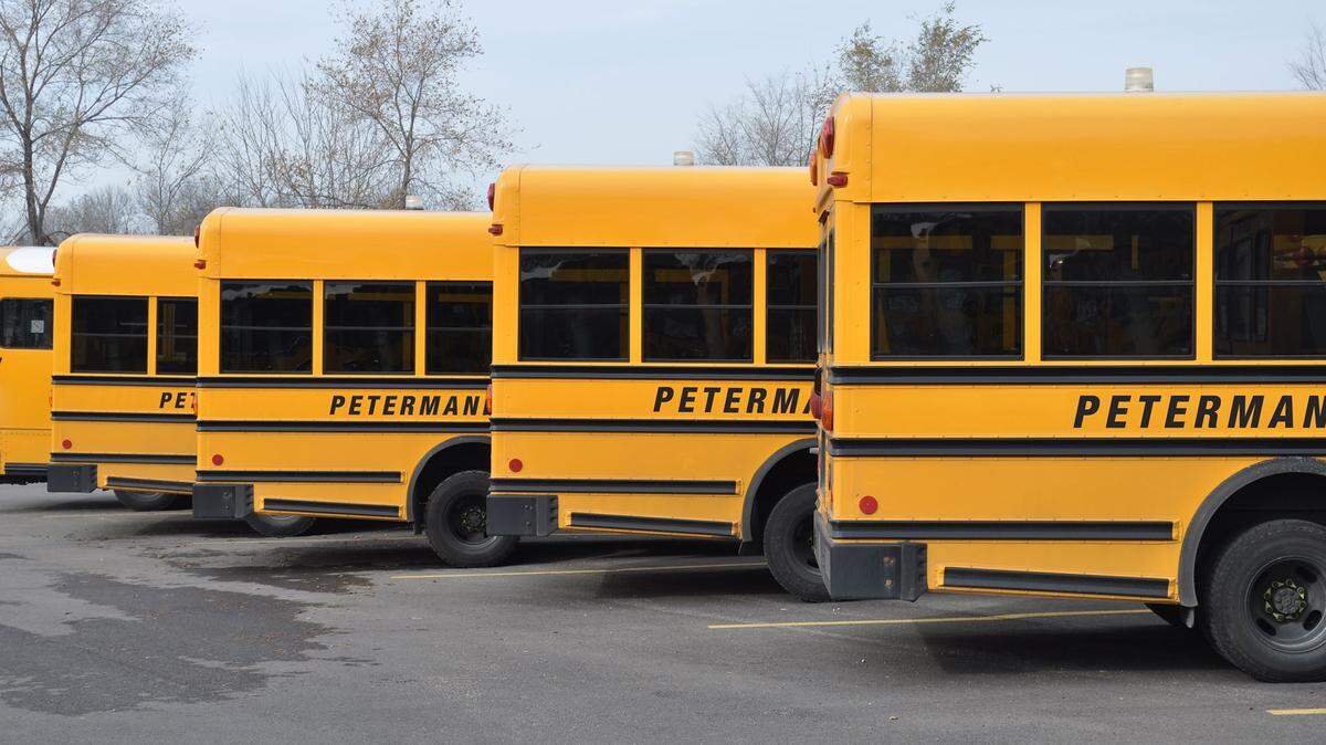 Youngstown City School District approved a partnership with Petermann Bus for 2026–2027 to boost reliable, timely transportation and offer continuity for current staff.