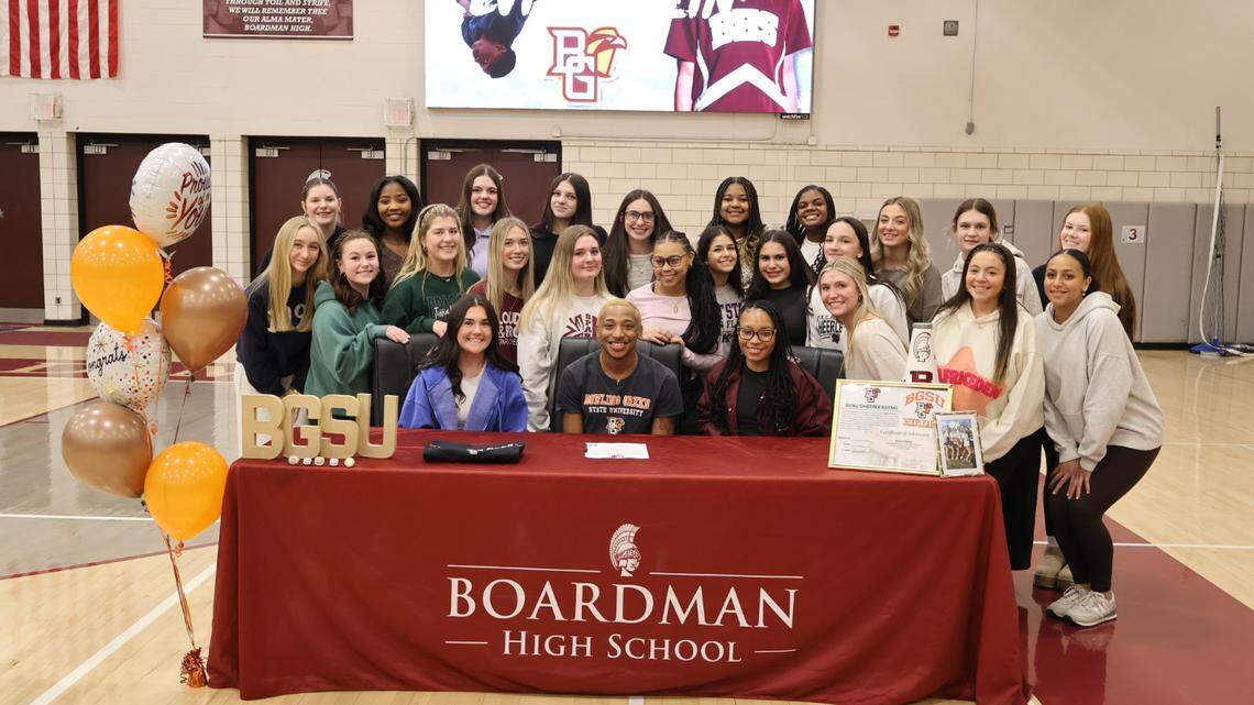 Boardman HS senior commits to Bowling Green State University cheer team