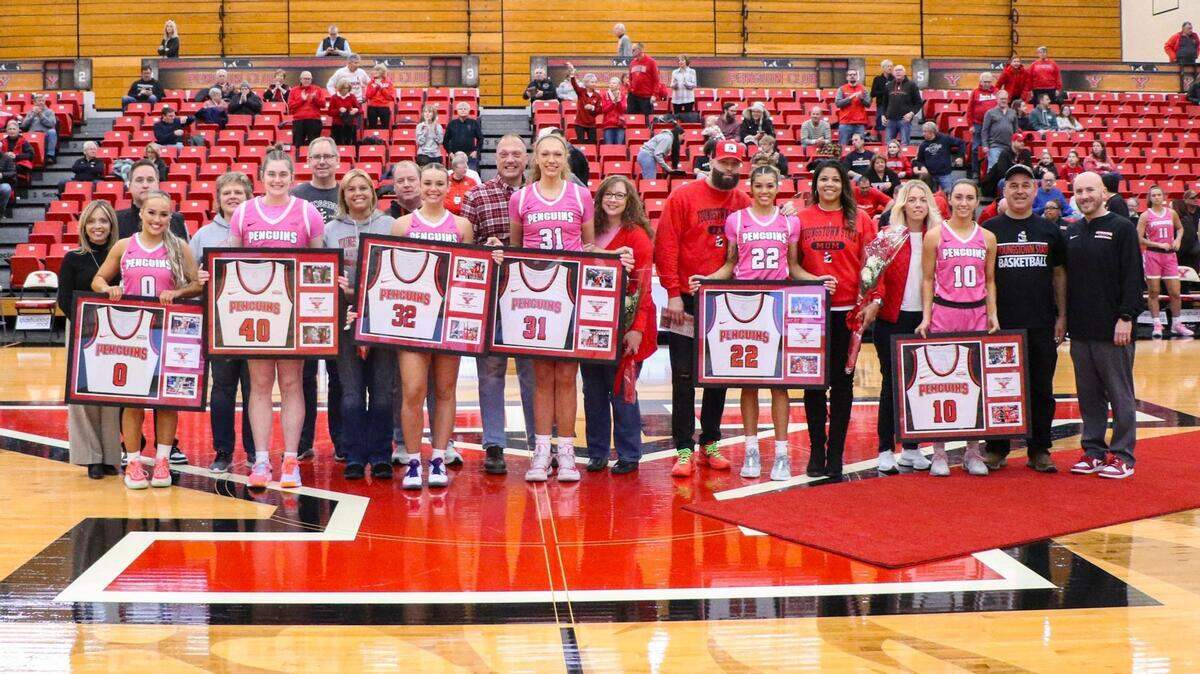 Youngstown State women’s college basketball seniors.