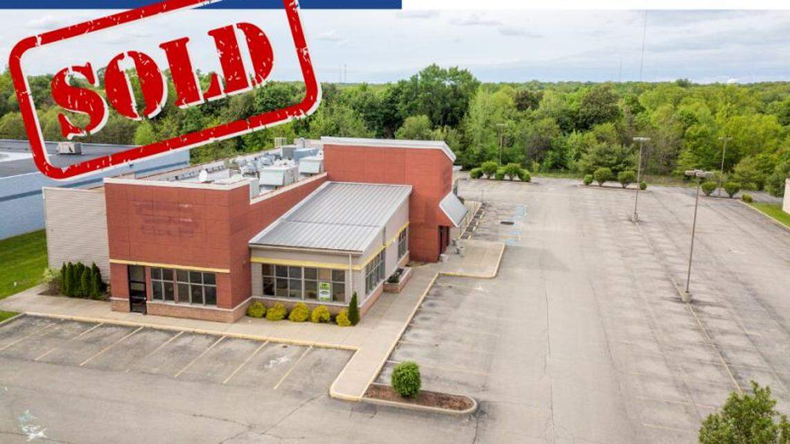 Four Guys Realty bought the former Golden Corral at 320 Boardman Poland Road in Boardman for $1.3M; the 12,456 sq ft restaurant on 2.73 acres was built in 2005.