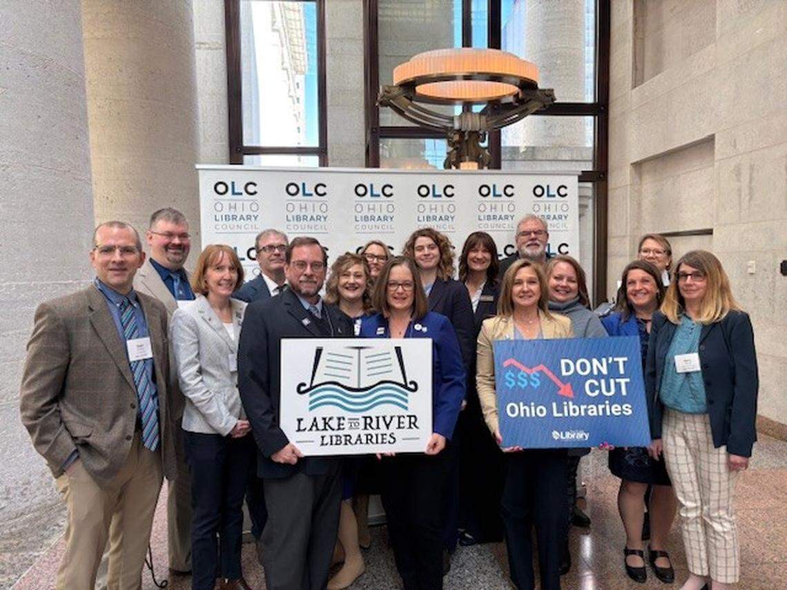On April 8, Mahoning, Trumbull and Columbiana library representatives gathered in Columbus to fight against cuts to library funding, giving voice to the tens of thousands of library supporters who reached out to their elected officials.
