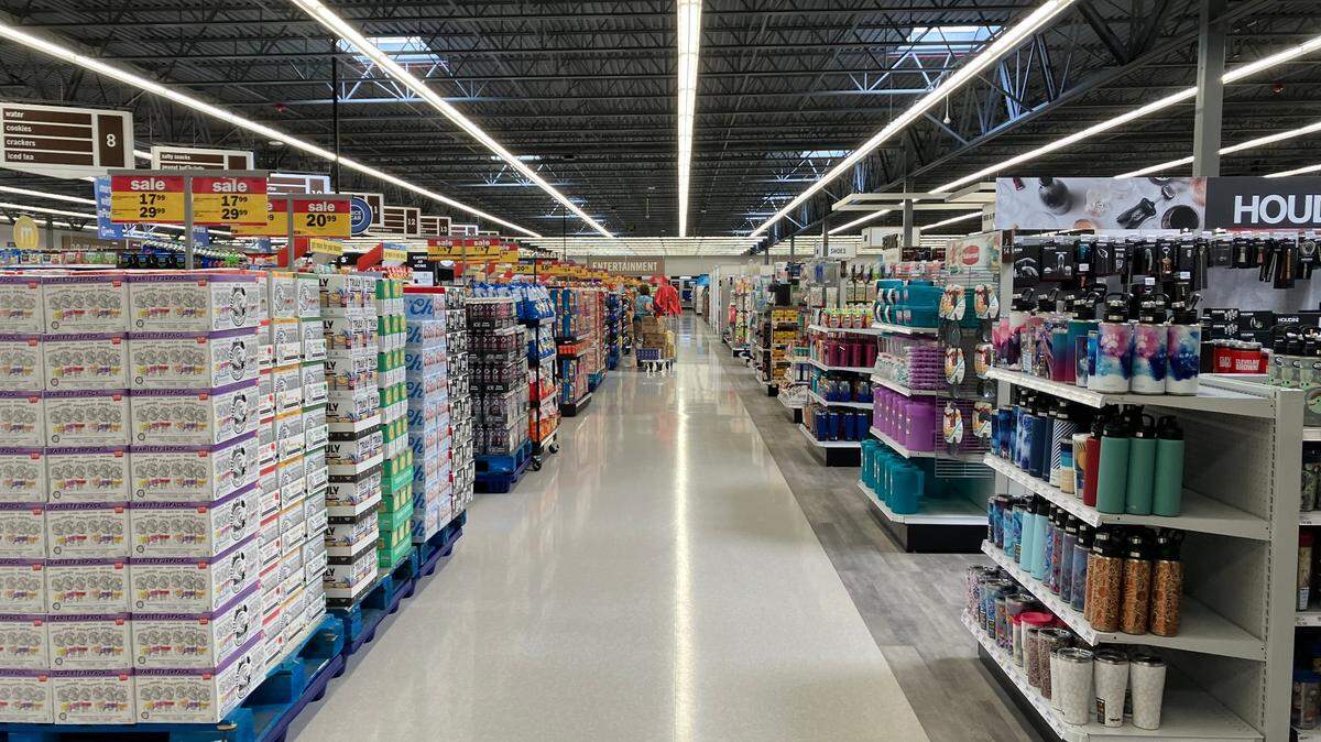 For the fourth consecutive year, Meijer has been recognized by the U.S. Environmental Protection Agency’s GreenChill Program for having the lowest corporate-wide refrigerant emissions rate out of all GreenChill Partners nationwide over the past year.